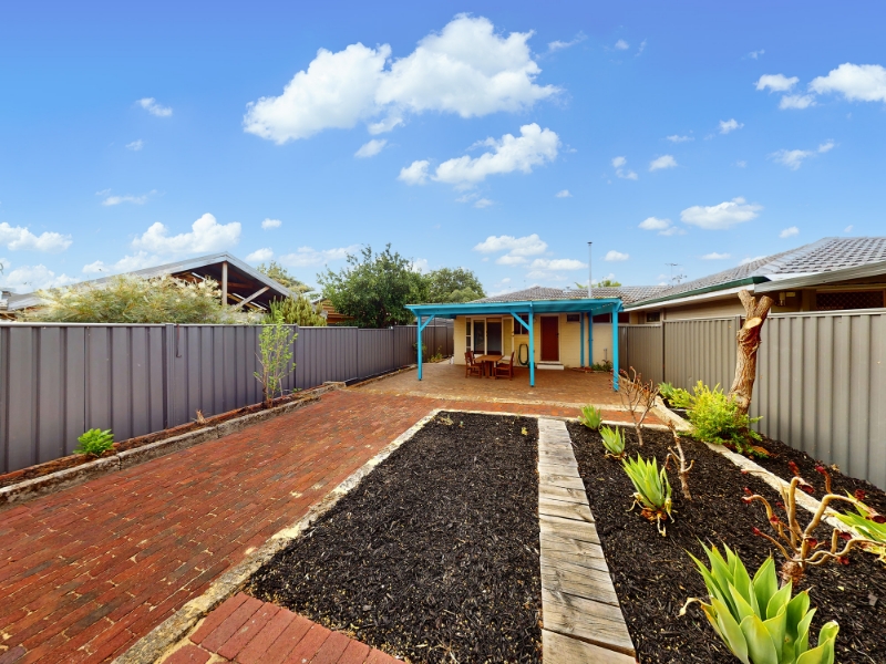 509A Leach Highway, BATEMAN Townhouse for rent Listed by Ellie Spiegl