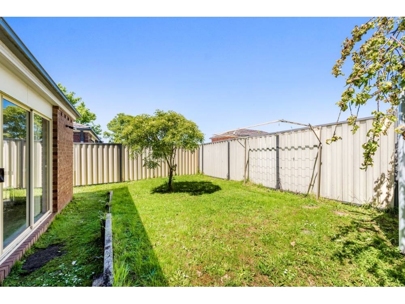 8 McFarlane Crescent, DANDENONG Apartment for rent Listed by Ray White Rental Centre of Ray