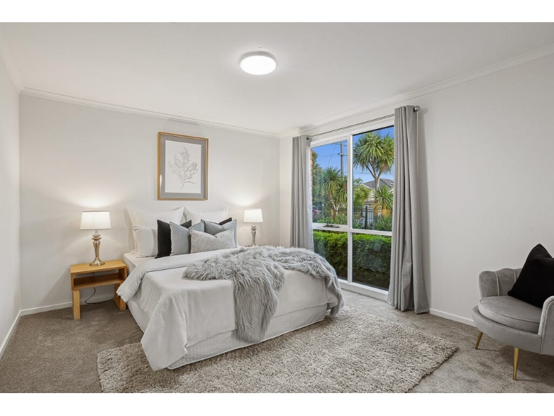 54 Ormonde Road, FERNTREE GULLY House for rent Listed by Ray White