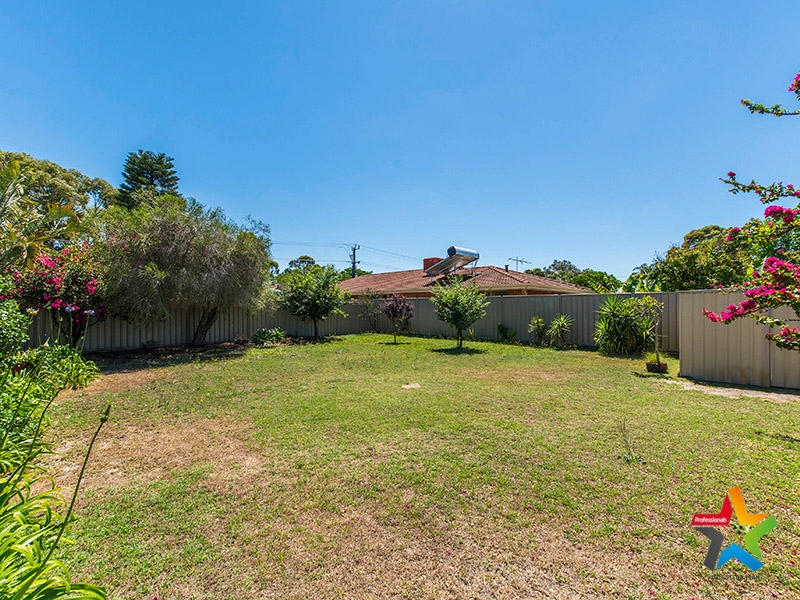 82 Chesterton Road, BASSENDEAN House for rent Listed by Elyse Sherry
