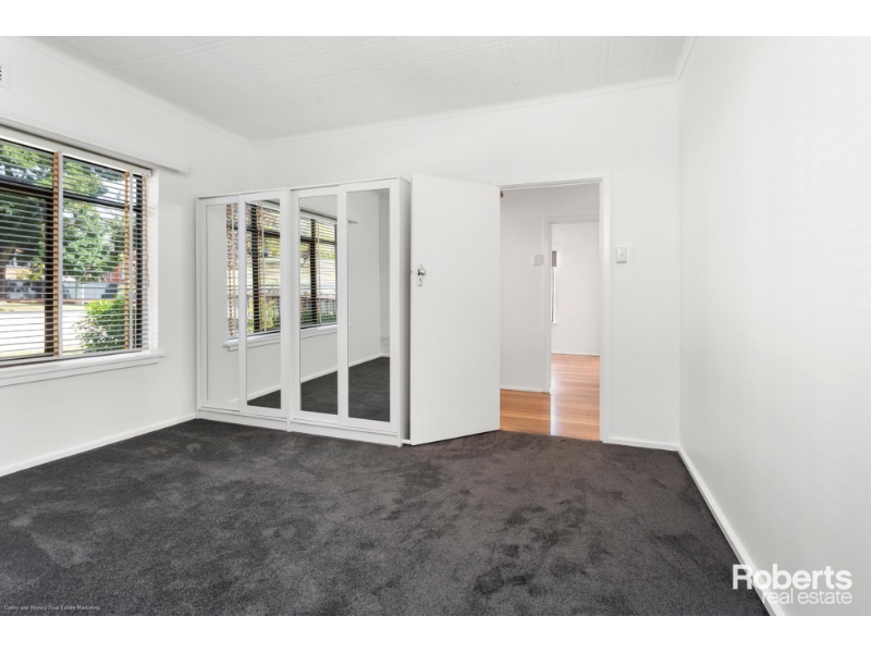 137 Abbott Street, NEWSTEAD House for rent Listed by Roger Ryan of