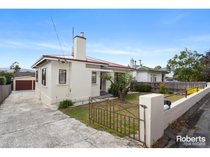 137 Abbott Street, NEWSTEAD House for rent Listed by Roger Ryan of