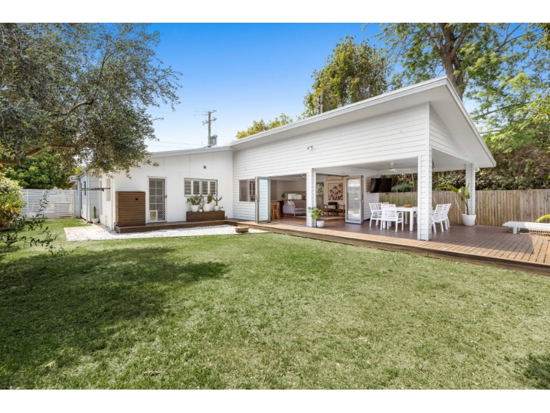 85 Wrigley Street, MAROOCHYDORE House for rent Listed by Eliza Fisher