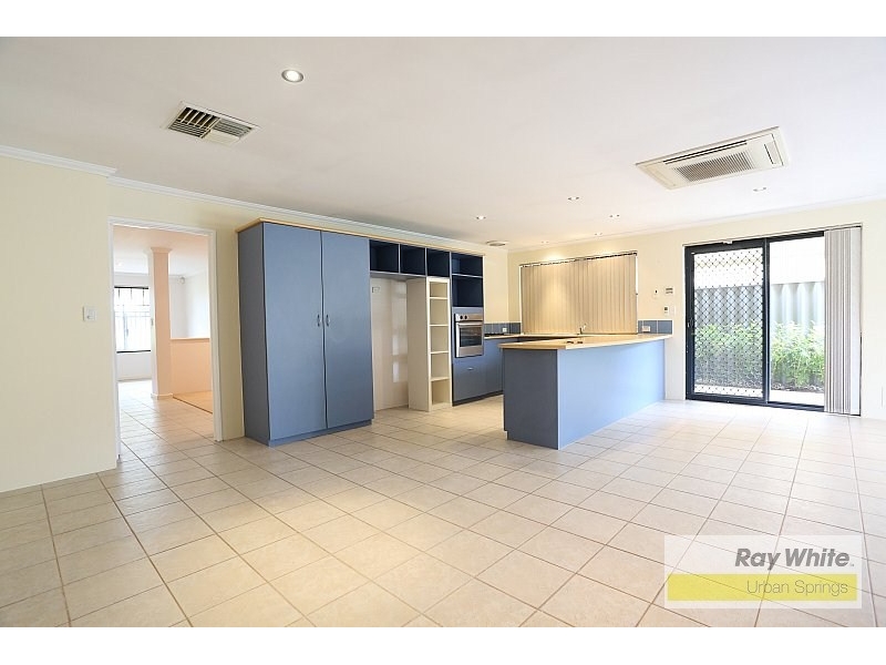 365 Epsom Avenue, REDCLIFFE House for rent Listed by Urban Springs