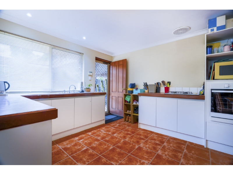 2 Millard Close, ASHFIELD House for rent Listed by Urban Springs