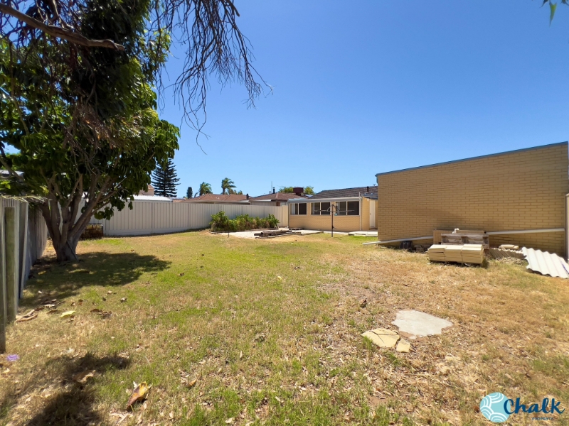 7 Dawlish Way, WARNBRO House for rent Listed by Chalk Rentals of