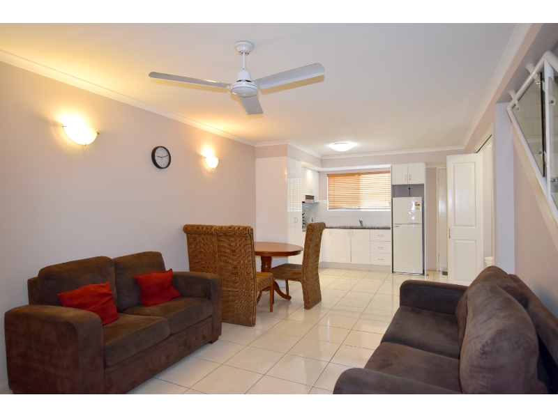 4/77 Toolooa Street, SOUTH GLADSTONE Townhouse for rent Listed by