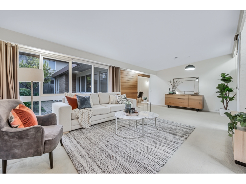 13 Bunker Crescent, GLEN WAVERLEY House for rent Listed by Olympia