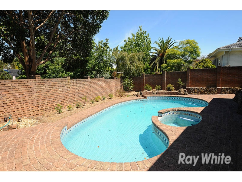 9 Dunsmuir Drive, MOUNT WAVERLEY House for rent Listed by Olympia