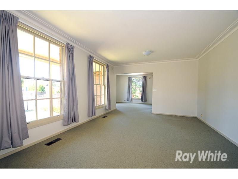 9 Dunsmuir Drive, MOUNT WAVERLEY House for rent Listed by Olympia