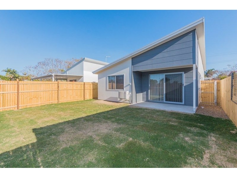 2/122a Klingner Road, REDCLIFFE Townhouse for rent Listed by Alex