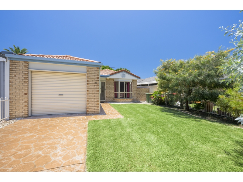 30 Garney Street, REDCLIFFE House for rent Listed by Alex Beker of
