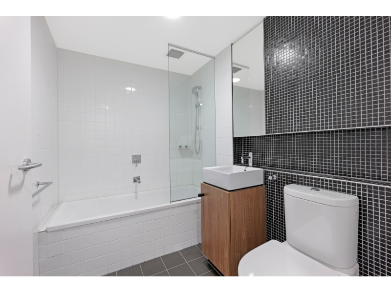 903/152 Sturt Street, SOUTHBANK Apartment for rent Listed by Emma