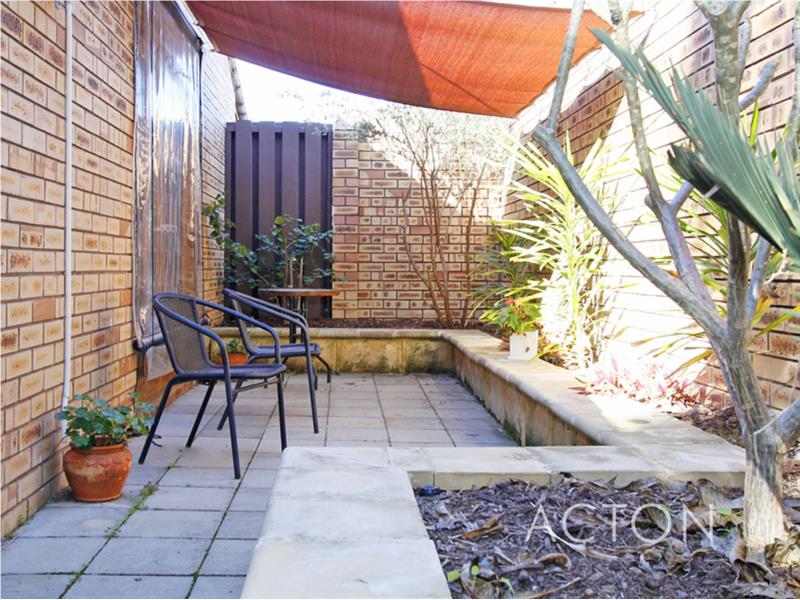 2/3 Strickland Street, SOUTH PERTH Apartment for rent Listed by Glenn