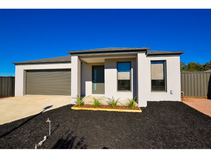 14 Rothschild Close, EPSOM House for rent Listed by of Ray White