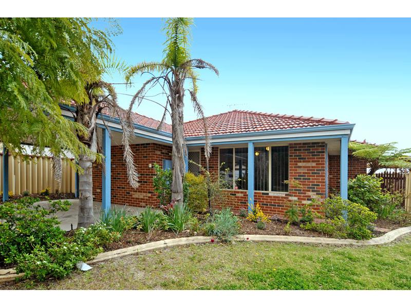 7 Courtland Crescent, REDCLIFFE House for rent Listed by Justine