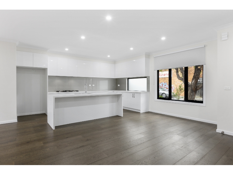 12B Bellerive Avenue, MOUNT WAVERLEY Townhouse for rent Listed by