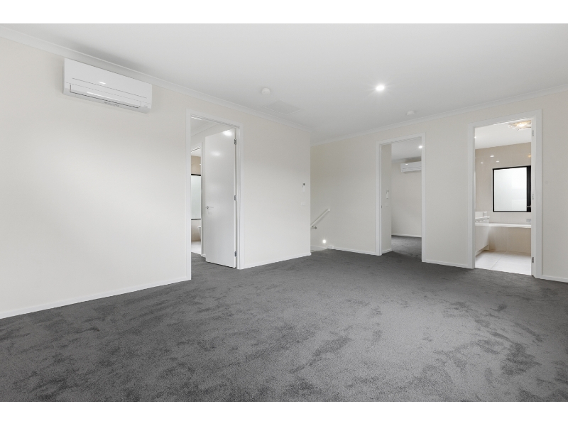 12B Bellerive Avenue, MOUNT WAVERLEY Townhouse for rent Listed by