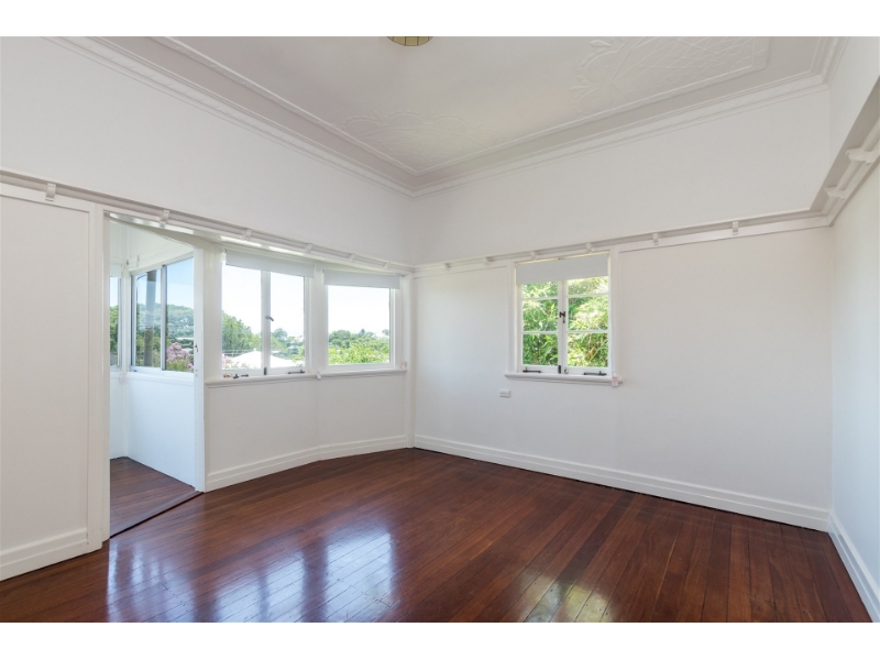 21 Love Street, HOLLAND PARK House for rent Listed by Leasing Team of