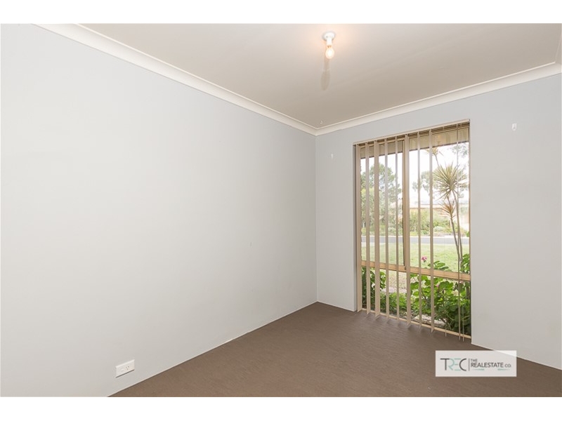 6 St Laurent Close, GREENFIELDS House for rent Listed by Laura