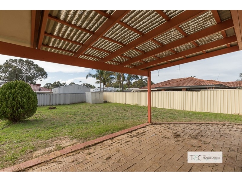 6 St Laurent Close, GREENFIELDS House for rent Listed by Laura