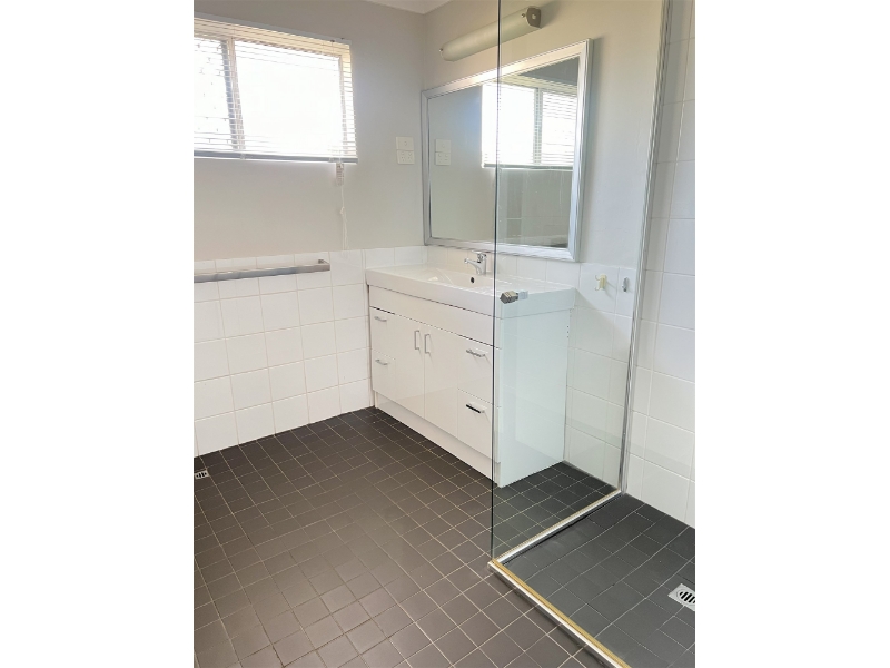 11 Park Road, MANDURAH House for rent Listed by Laura Wonnacott of The Realestate Co. Au