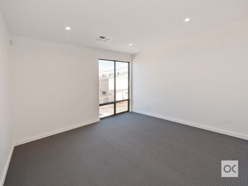 71A Gibson Street, Bowden Townhouse for rent Listed by Harrison Burg