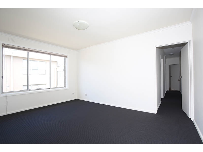 10/39 Dover Street, Flemington Apartment for rent Listed by Cooper