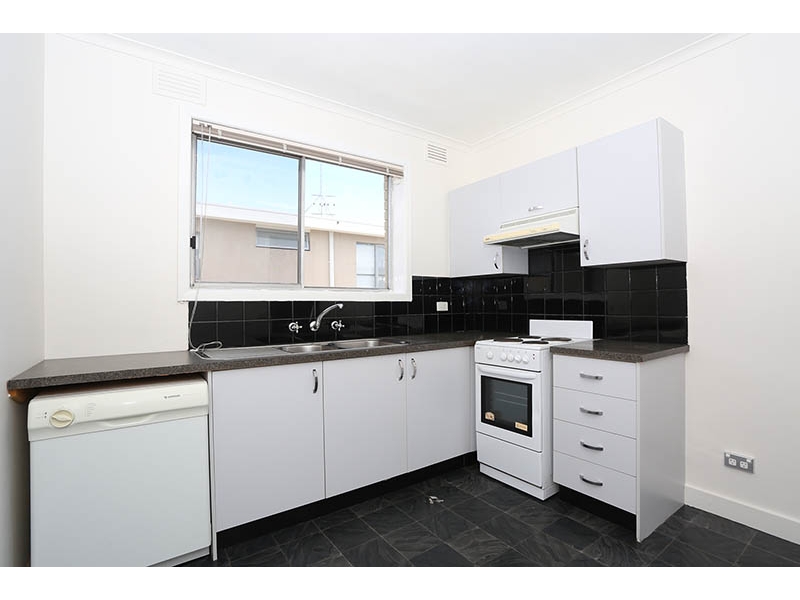 10/39 Dover Street, Flemington Apartment for rent Listed by Cooper