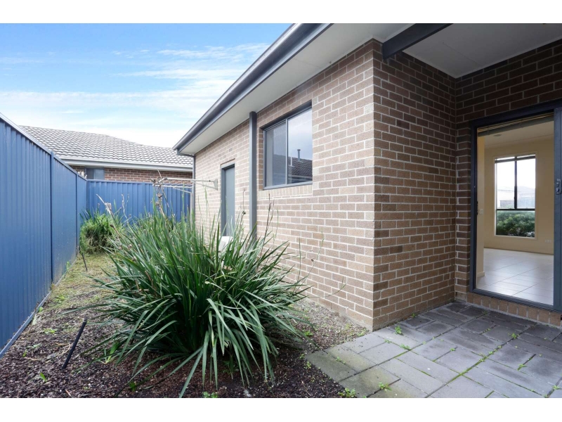 2 Sepal Lane, Pakenham House for rent Listed by Lauren Harris of
