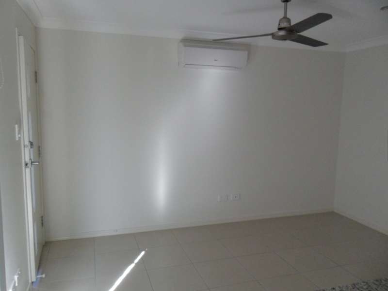 2/4 Gillam Crescent, Bray Park Apartment for rent Listed by Sheryl