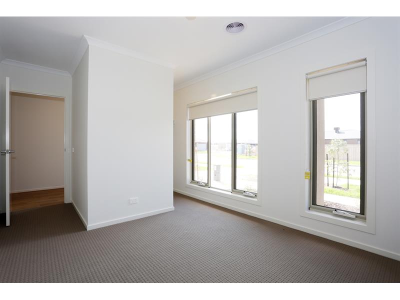 LITTLE Real Estate Point Cook Rentals & Application Form LITTLE Real