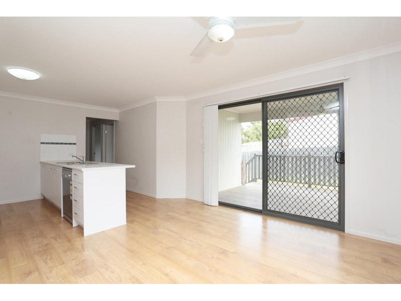 6 Heuer Close, Goodna House for rent Listed by Jamie Do of Little Real Estate Forest Lake