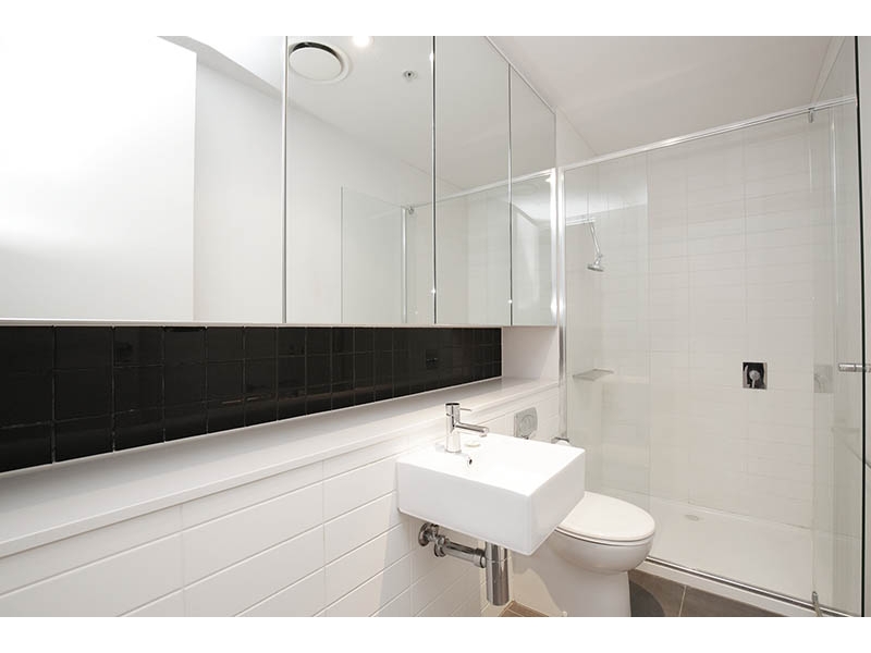 402/32 Bray Street, South Yarra Apartment for rent Listed by Michelle