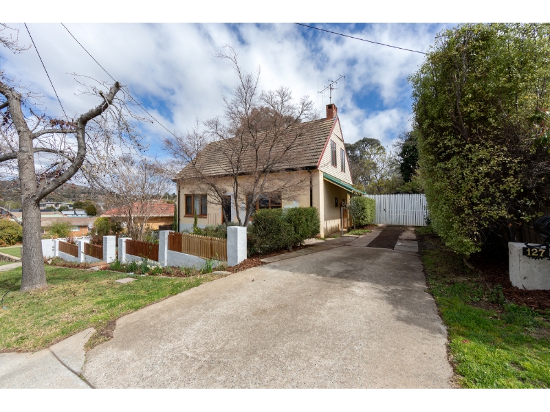 127 Ross Road Crestwood NSW 2620