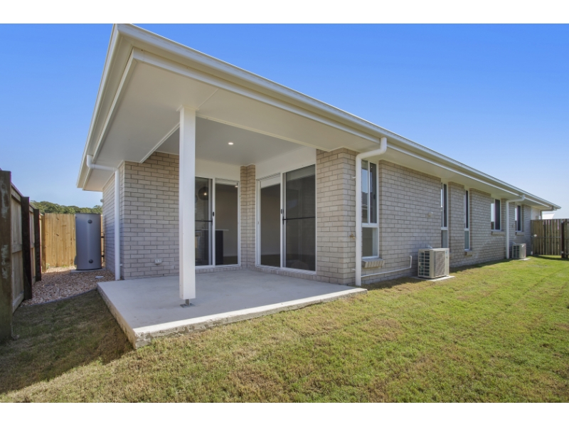 13 Silverleaf Street, PALMVIEW House for rent Listed by Eliza Gregory