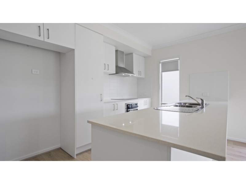 5 Viridian Road, Palmview House for rent Listed by Eliza Gregory of