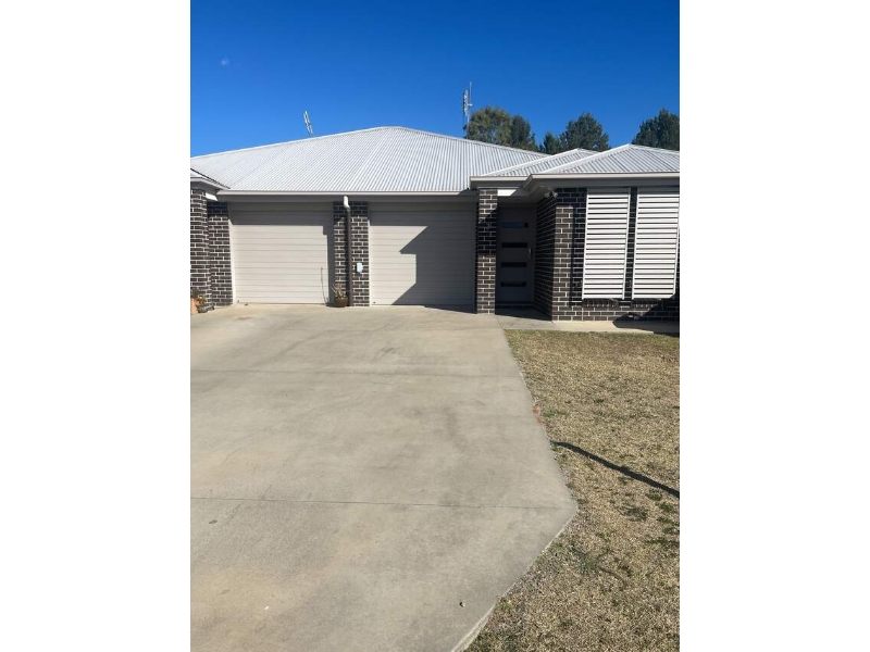 2/33 Skewis Street, Chinchilla House for rent Listed by Elders Chinchilla Rentals of Elders