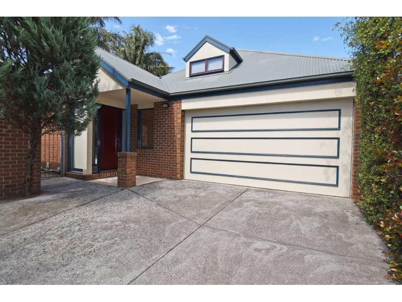 68A Wright Street, McKinnon Apartment for rent Listed by Swati Sapra