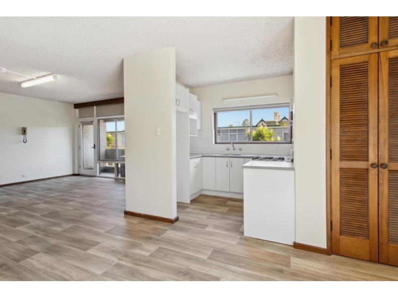 9/17 Wellington Square, North Adelaide Apartment for rent Listed by