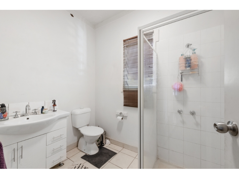 40 Eastwood St, Bakery Hill House for rent Listed by Carlie Steenhuis