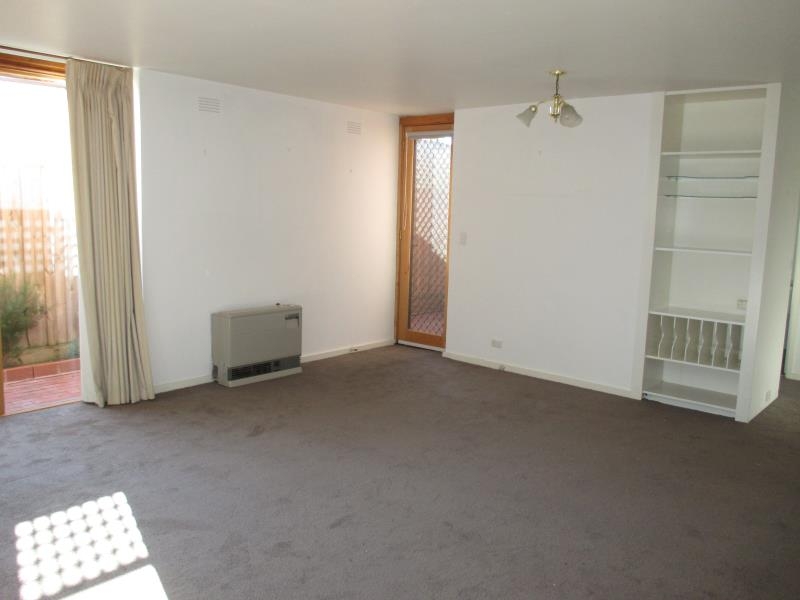 7/46 Orrong Cres, Caulfield North Apartment for rent Listed by