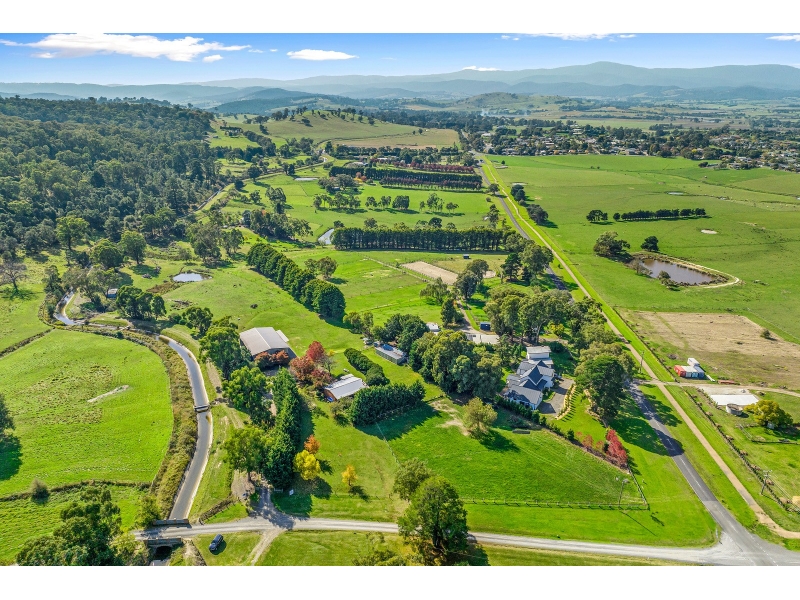 1A King St, Yarra Glen House for rent Listed by Robert Verhagen of