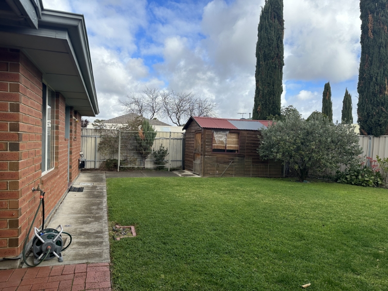 15 Dicksons Road, WINDSOR GARDENS House for rent Listed by Adel Way