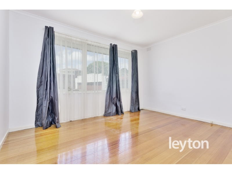 30 Monash Crescent, Clayton South House for rent Listed by Andrew