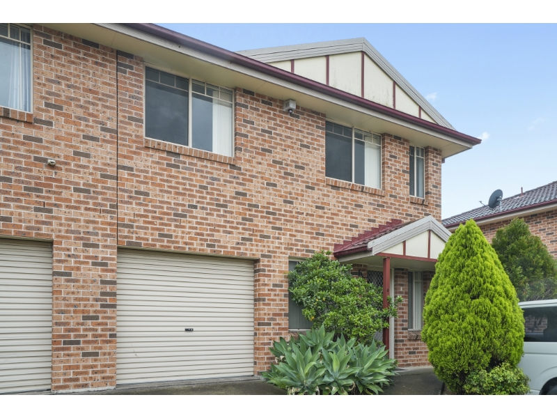 4/11 Pierce St, Mount Druitt Townhouse for rent Listed by Laing