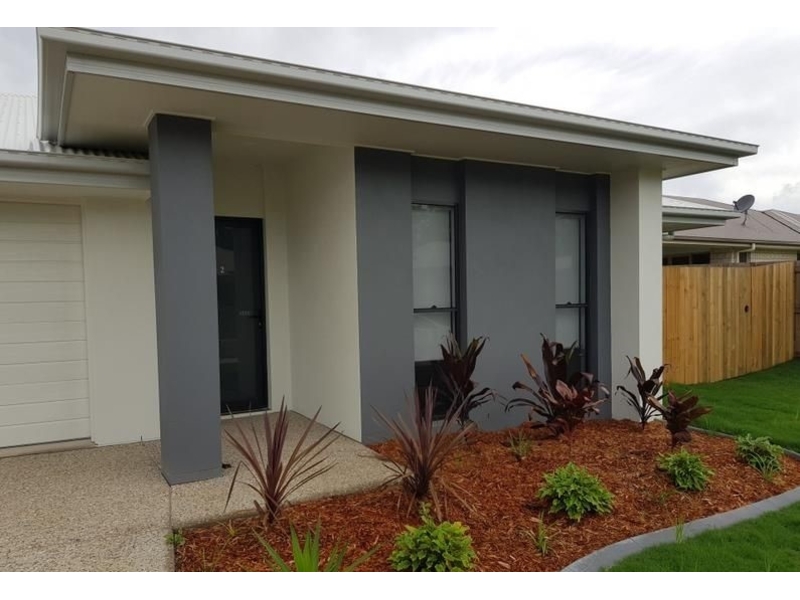 2/18 Pineview Drive, Beerwah Townhouse for rent Listed by Rachel