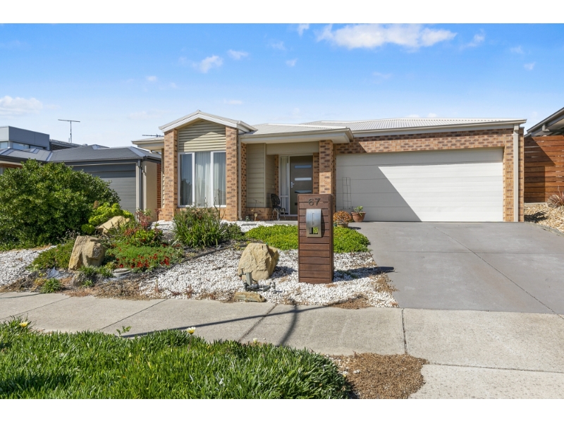 67 Centreside Dr, Torquay House for rent Listed by Anna O'dwyer of
