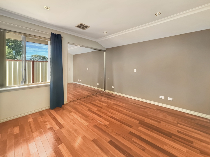 14/105 Bickley Rd, Beckenham House for rent Listed by Kate Ruane of Soco Realty &
