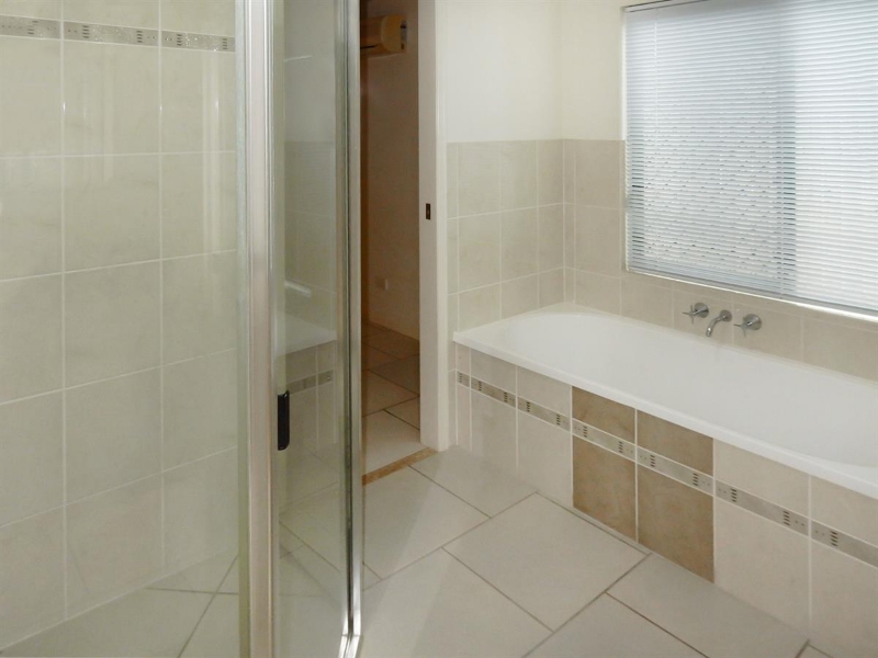 4 Derrick Street, Redlynch House for rent Listed by Jozie Ulgasan of Explore Property